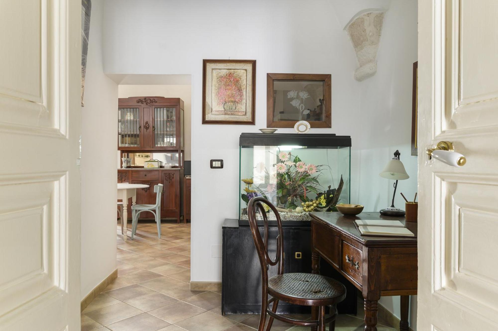 Appartamento Vintage Con Balcone By Wonderful Italy 奥斯图尼 外观 照片