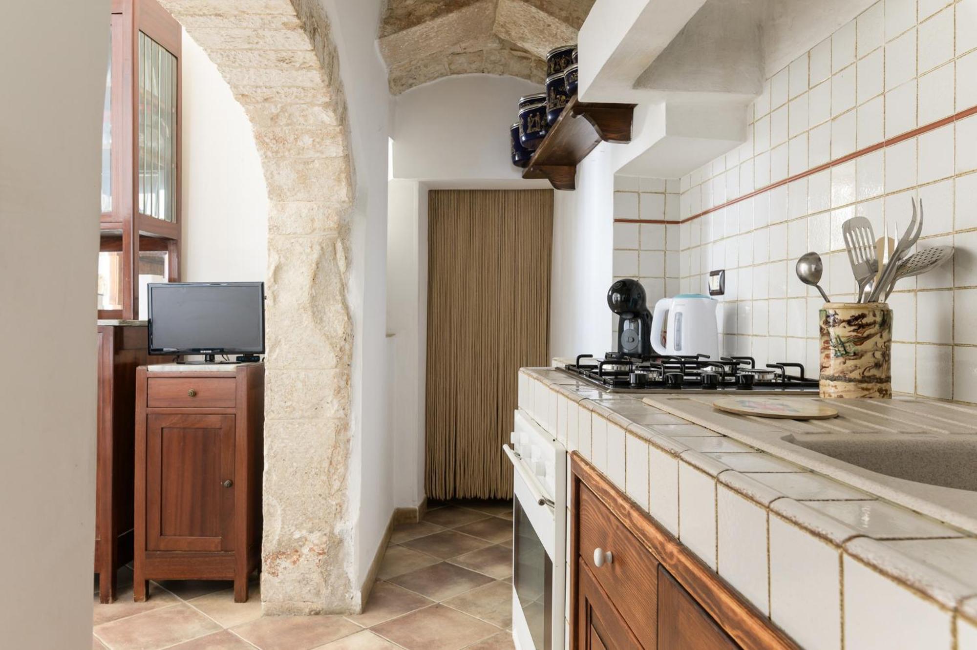 Appartamento Vintage Con Balcone By Wonderful Italy 奥斯图尼 外观 照片